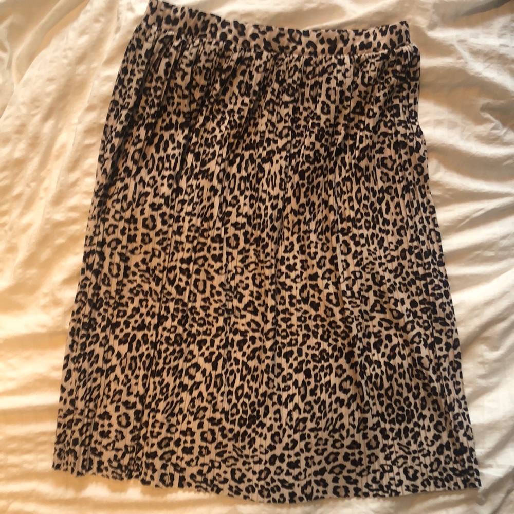 Pleated Leopard Skirt